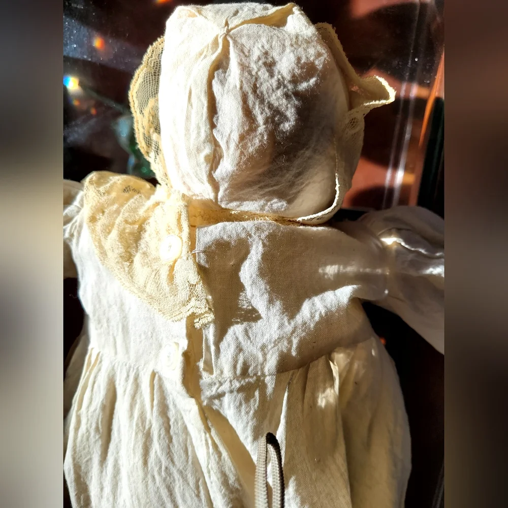 Baby bye Lo Vintage Bisque Porcelain Baby Doll - Picture 2 of 5